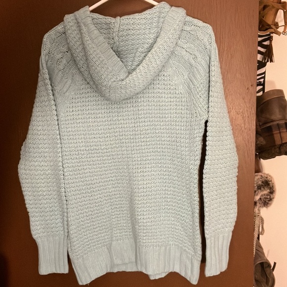 Lite blue knit sweater - Picture 6 of 6